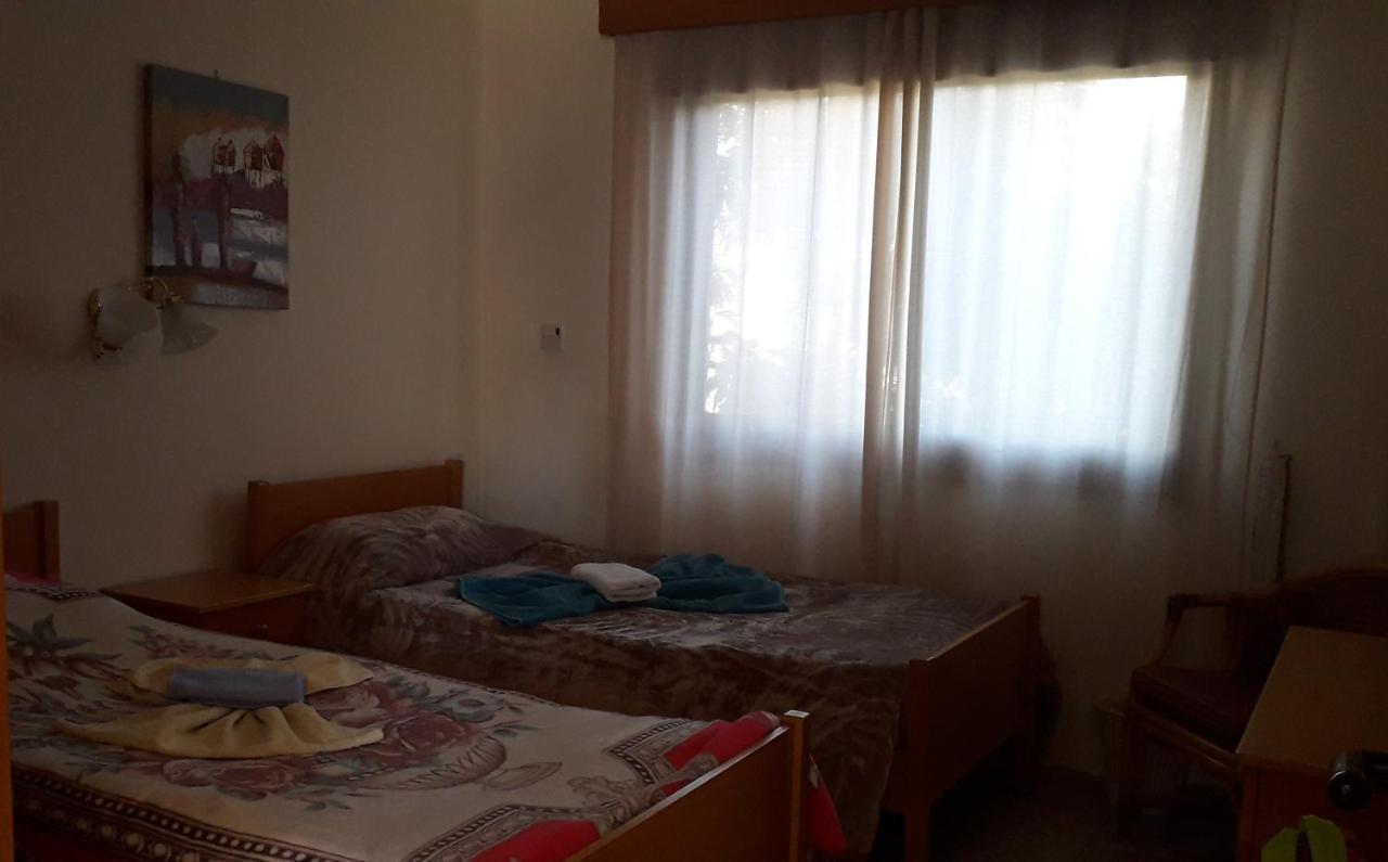 Natasha's * Paphos